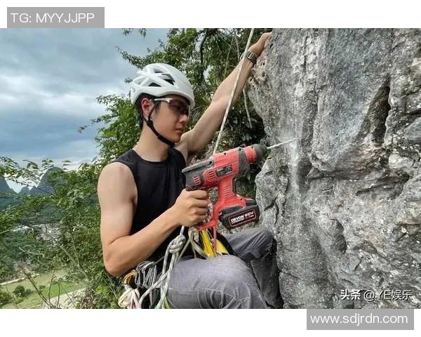 重庆攀岩队的边路渗透与深度探索之旅揭秘